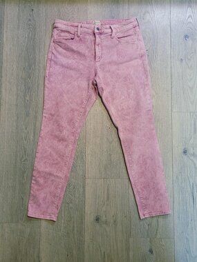 Universal Thread Sz 10 / 30R ~ Pink Marble Jeans ~ Excellent Condition